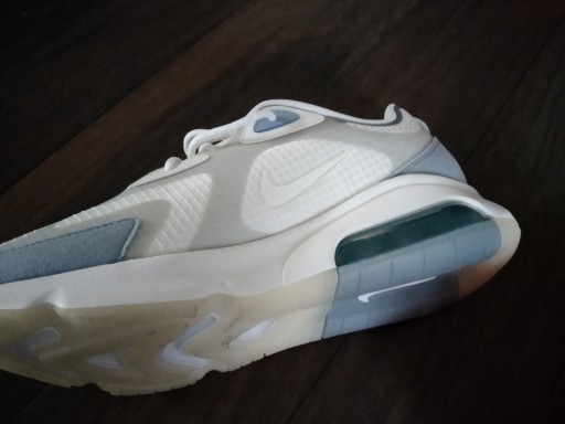 Zdjęcie oferty: NIKE AIR MAX 200 SE - rozmiar 44