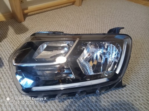 Zdjęcie oferty: Reflektor Dacia Duster II przed fl. Lewy Przód zamiennik TYC