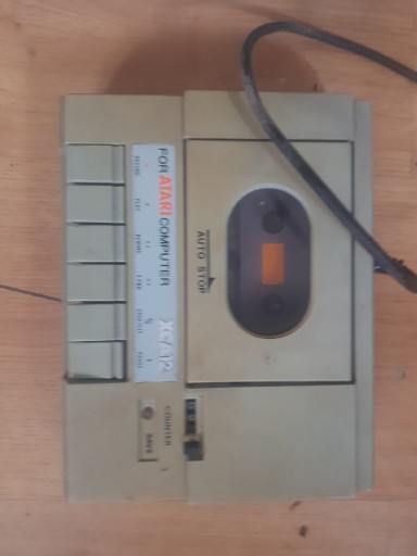 Zdjęcie oferty: magnetofon Atari 65e 