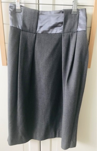 Zdjęcie oferty: Monnari  Spódnica klasyczna  z wełny Rozmiar XS