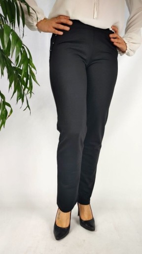 Zdjęcie oferty: Spodnie bawełniane, proste - czarne 