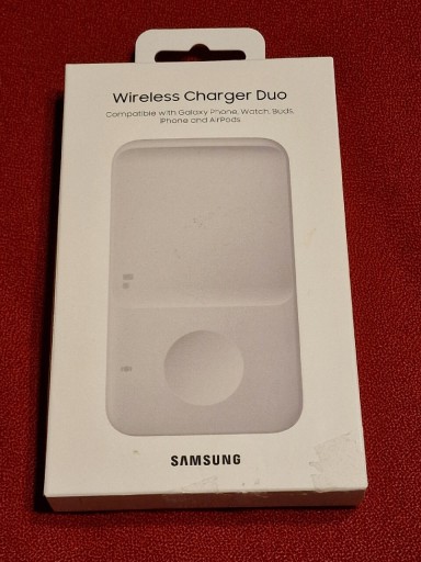 Zdjęcie oferty: Podwójna ładowarka indukcyjna Samsung EP-P4300
