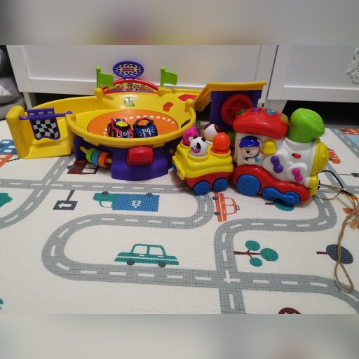 Zdjęcie oferty: Tor muzyczny Fisher Price 