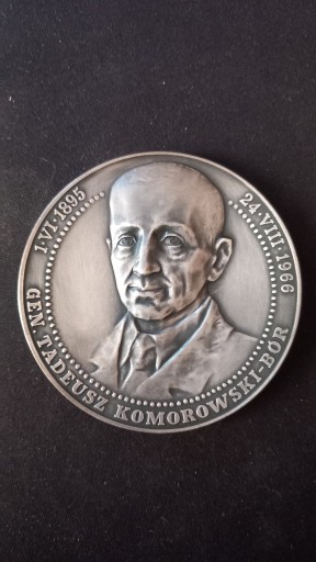 Zdjęcie oferty: MEDAL GEN. TEDEUSZ KOMOROWSKI-BÓR POW. WARSZAWSKIE