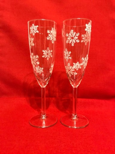 Zdjęcie oferty: Świąteczne ręcznie malowane kieliszki na szampana