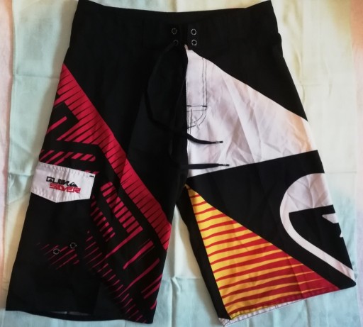 Zdjęcie oferty: Szorty kąpielowe Quiksilver rozm 30(40)