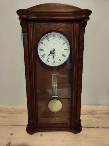 Zdjęcie oferty: Zegar ścienny Adler.