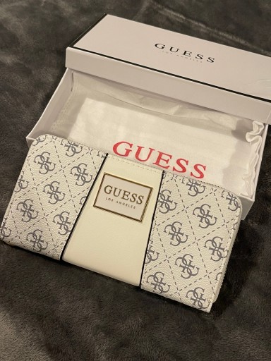 Zdjęcie oferty: Portfel Damski Guess