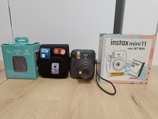 Zdjęcie oferty: Aparat Fujifilm Instax Mini 11 + gratis kabura