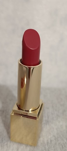 Zdjęcie oferty: Estee lauder pomadka szminka constellation rose