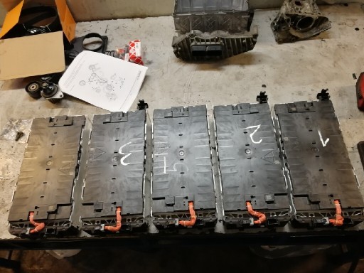 Zdjęcie oferty: Bateria BMW 330E F30