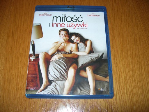 Zdjęcie oferty: MIŁOŚĆ I INNE UŻYWKI (BLU-RAY)