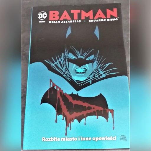 Zdjęcie oferty:  BATMAN - ROZBITE MIASTO I INNE OPOWIEŚCI DC