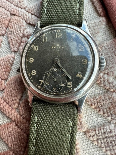 Zdjęcie oferty: Zenith Militarny 1945r. 33 mm cal. 12-4-P-6