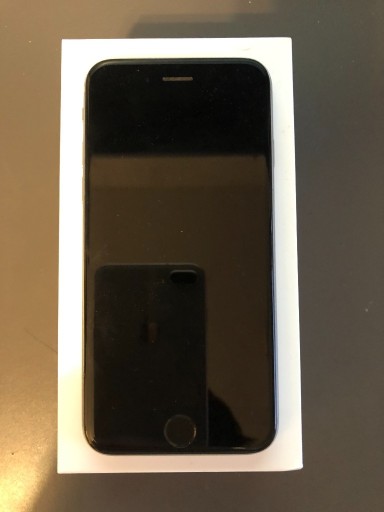 Zdjęcie oferty: Apple iPhone 6S 64GB gwiezdna szarość