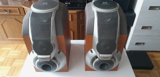 Zdjęcie oferty: Kolumny głośnikowe Samsung PS-N75E 6Om 360 Space Surround