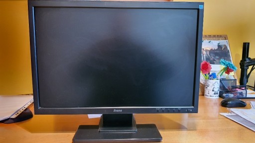 Zdjęcie oferty: Monitor LCD iiyama E2201W-B2 22 "