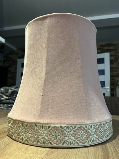 Zdjęcie oferty: Duży wysoki abażur do lampy podłogowej z weluru (20). .