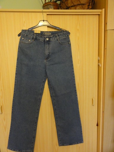 Zdjęcie oferty: Nowe damskie spodnie jeans szeroka nogawka roz 35 