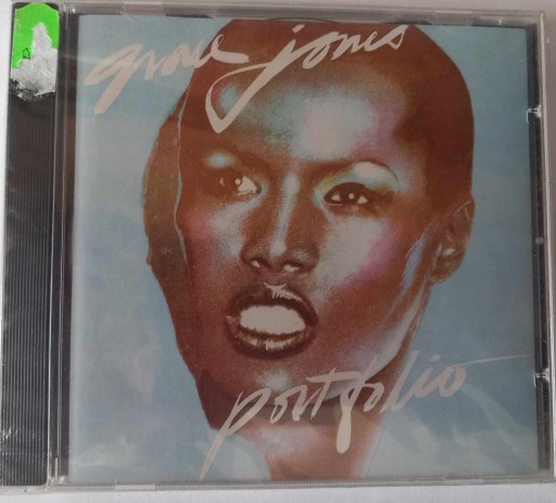 Zdjęcie oferty:  Grace Jones – Portfolio (kat.TZ1)