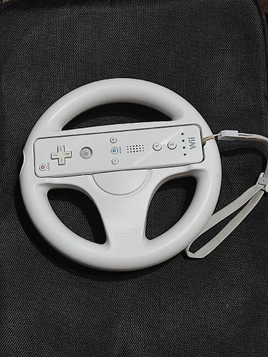 Zdjęcie oferty: Wii remote pad Nintendo wheel Mario kart zestaw 