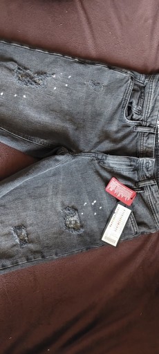 Zdjęcie oferty: Spodnie dżinsowe męskie do kolan (s)