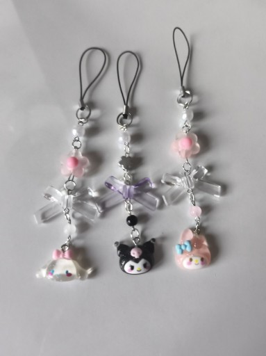 Zdjęcie oferty: Zestaw 3 breloczków sanrio opis