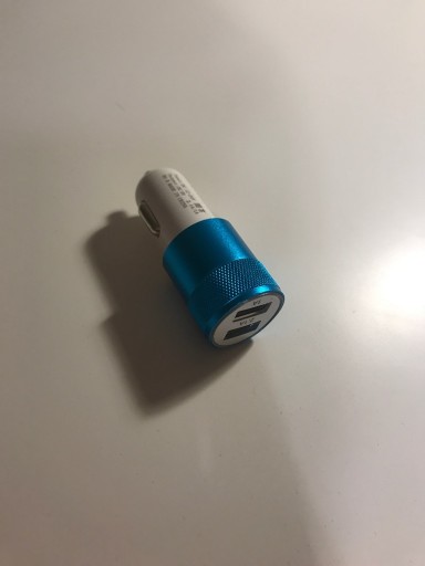 Zdjęcie oferty: Ładowarka USB samochodowa przejściówka LED