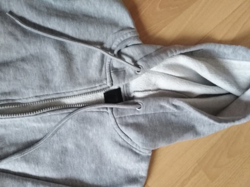 Zdjęcie oferty: BLUZA DAMSKA SZARA SINSAY XS