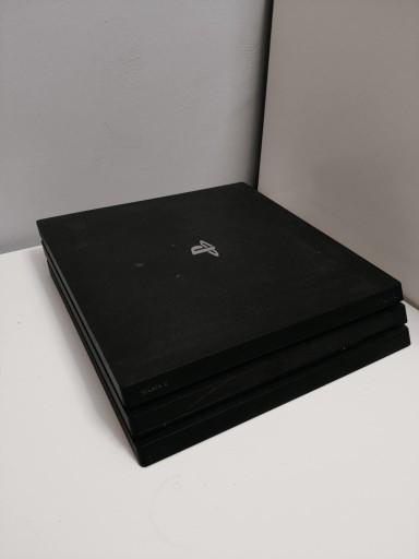 Zdjęcie oferty: Ps4 pro 1tb + pad 