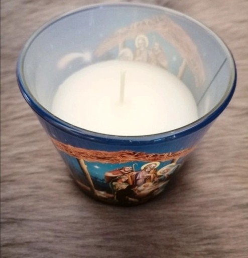 Zdjęcie oferty: Świeczka o zapachu waniliowym Boże Narodzenie 