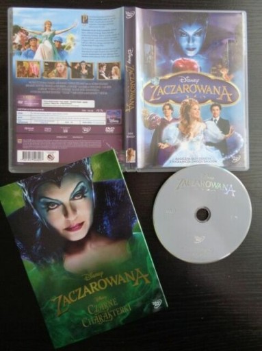 Zdjęcie oferty: DVD - ZACZAROWANA stan +bdb