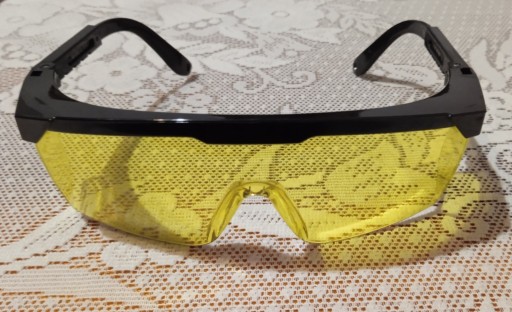 Zdjęcie oferty: Okulary ochronne przeciw laserowe żółte