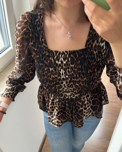 Zdjęcie oferty: Bluzka Only w panterkę rozmiar M - L lato, smart casual, vintage, old money