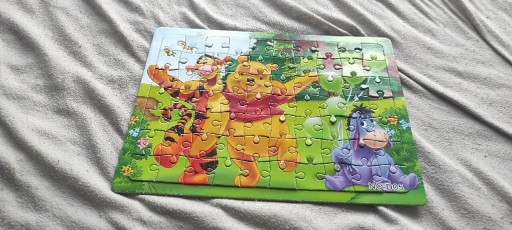 Zdjęcie oferty: Puzzle "Kubuś Puchatek i Przyjaciele"