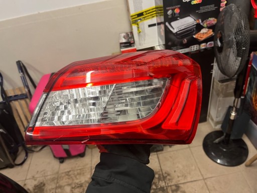 Zdjęcie oferty: Lampa tył prawa Maserati Ghibli USA 2016r. 