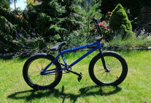 Zdjęcie oferty: Jak Nowy Rower Bmx Division Brookside 8 Matte Blue