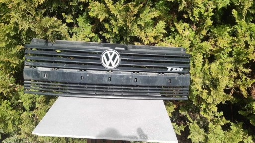 Zdjęcie oferty: Grill  VW T4 2,5 TDI - 1997 r.   