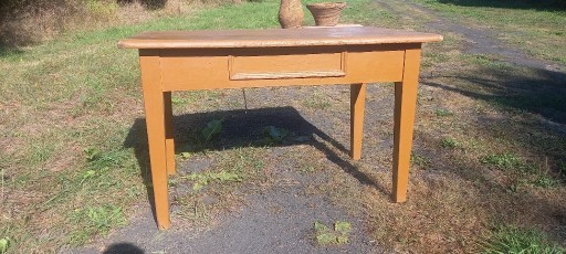 Zdjęcie oferty: Stary stół drewniany z szufladą