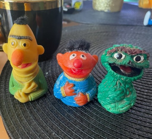 Zdjęcie oferty: Unikatowy zestaw starych figurek Muppetów 1973