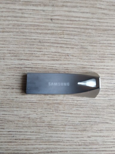 Zdjęcie oferty: Samsung BAR 128GB używany 