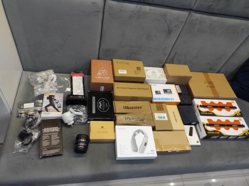 Zdjęcie oferty: BOX przedmiotów do dalszego HANDLU !! Ponad 30 sztuk. 