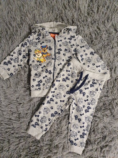 Zdjęcie oferty: Komplet dresowy Psi Patrol