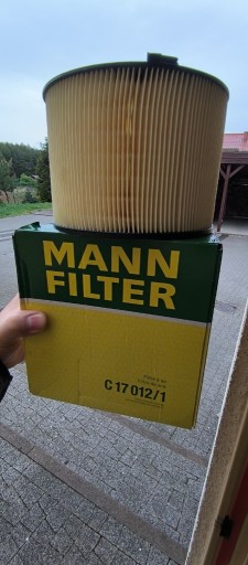 Zdjęcie oferty: Filtr powietrza Mann C17012/1 Audi A4 A5