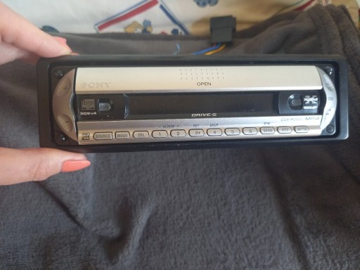 Zdjęcie oferty: Radio SONY CDX-R330 MP3