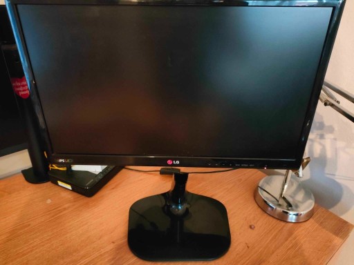 Zdjęcie oferty: monitor/ telewizor LG 23MA53D-PZ.