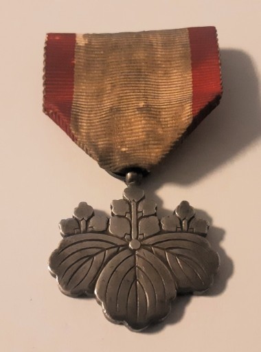 Zdjęcie oferty: WW2 Japanese Imperial Order Of The Rising Sun VIII klasy - Japonia .