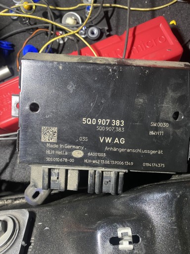 Zdjęcie oferty: Moduł haka a3 8v 5q0907383 Europa 