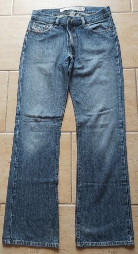 Zdjęcie oferty: Spodnie jeans DIESEL W31 L34. 