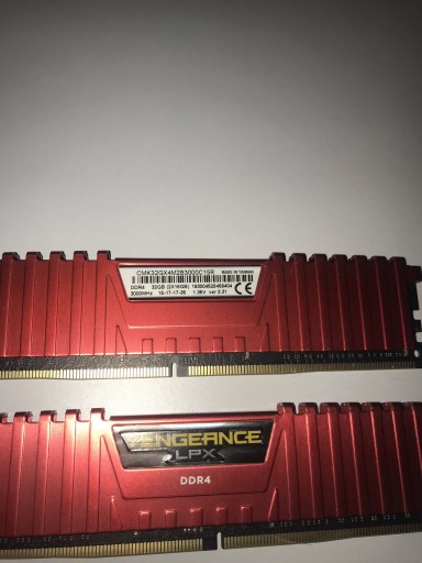 Zdjęcie oferty: DDR 4 Corsair Vengeance 2x16GB 